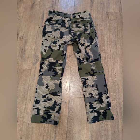 KUIU attack pants - Picture 2 of 3